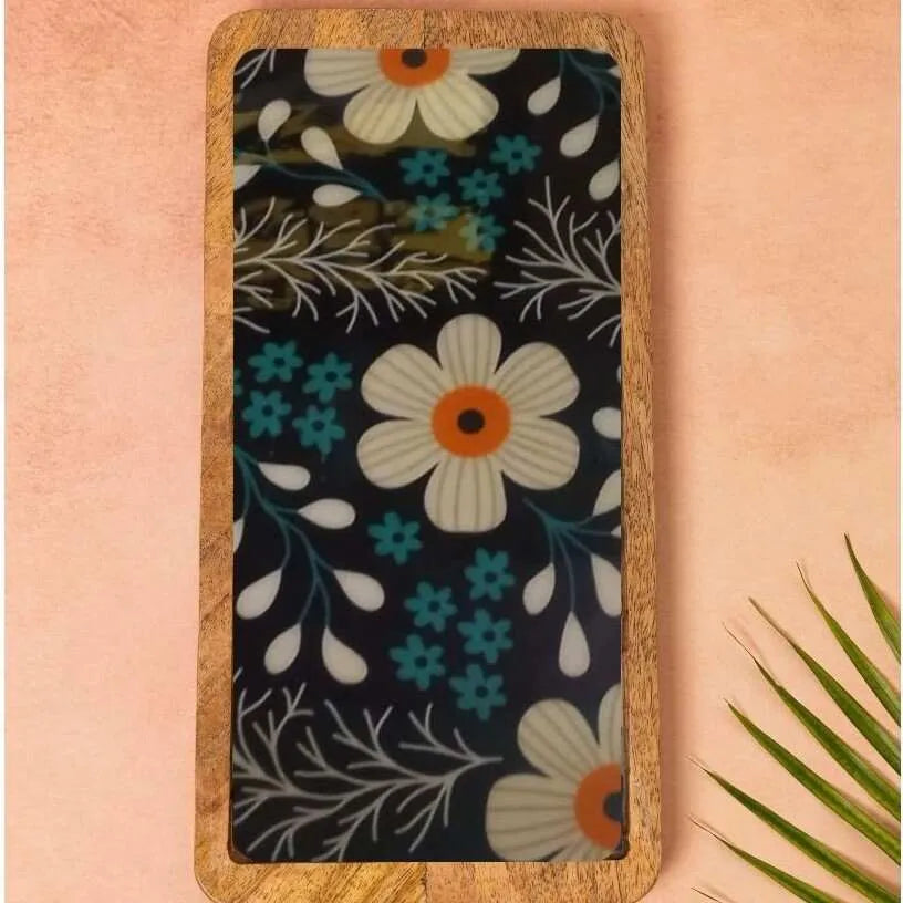 Elegant Midnight Daisy Floral Print Wooden Serveware