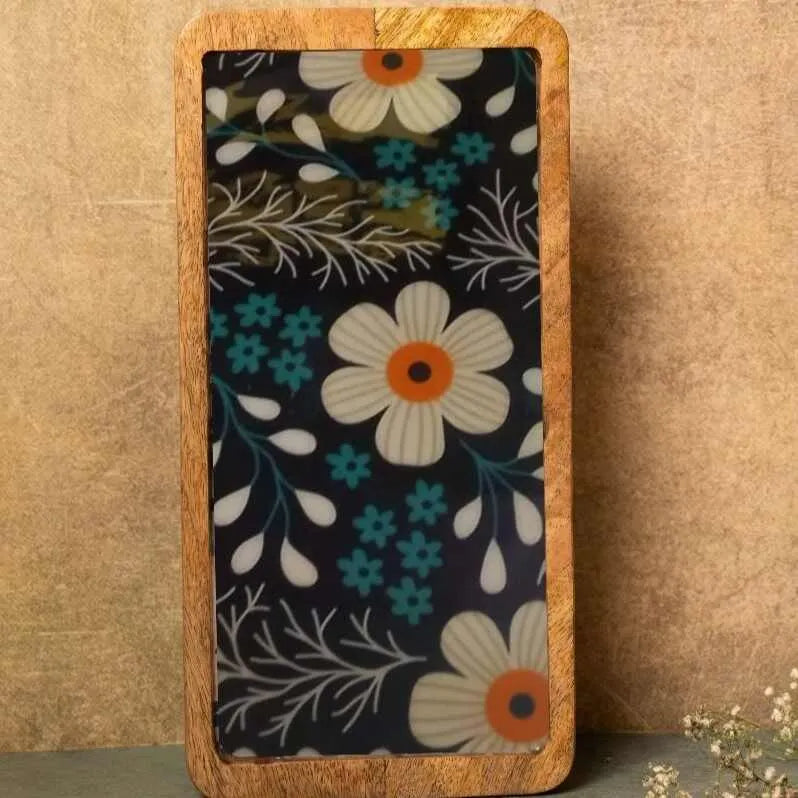 Elegant Midnight Daisy Floral Print Wooden Serveware