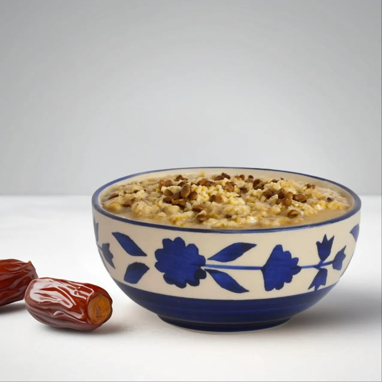 Hand-Painted Floral Pattern Classic Blue & White Ceramic Bowls