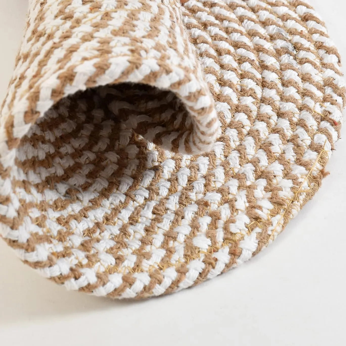 White & Beige Criss Cross Placemats
