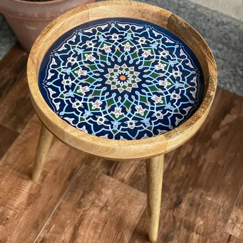 Immersive Blue Mandala Pattern Wooden Serveware