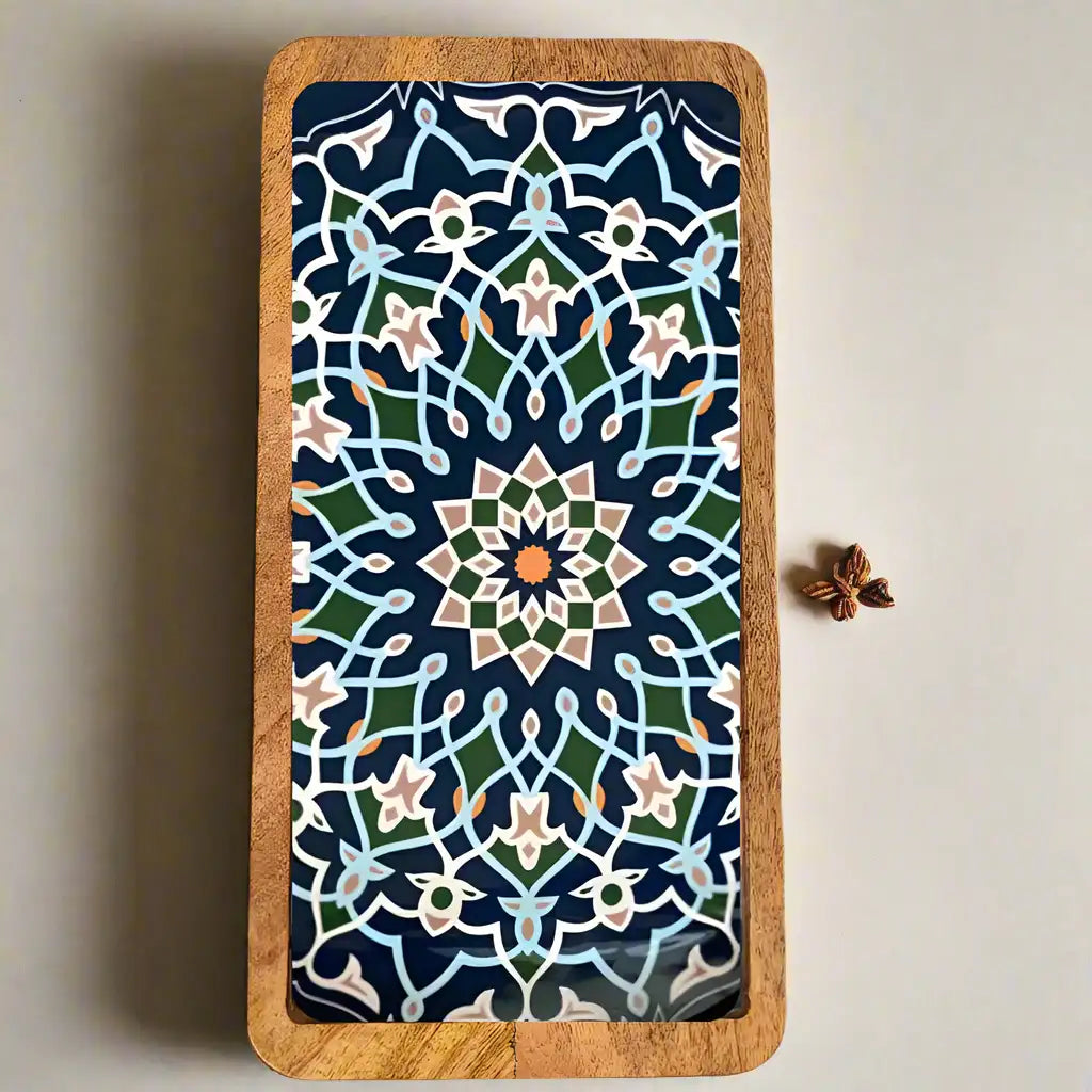 Immersive Blue Mandala Pattern Wooden Serveware