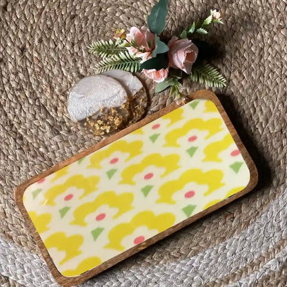 Yellow Flowers Pattern Print Wooden Serveware