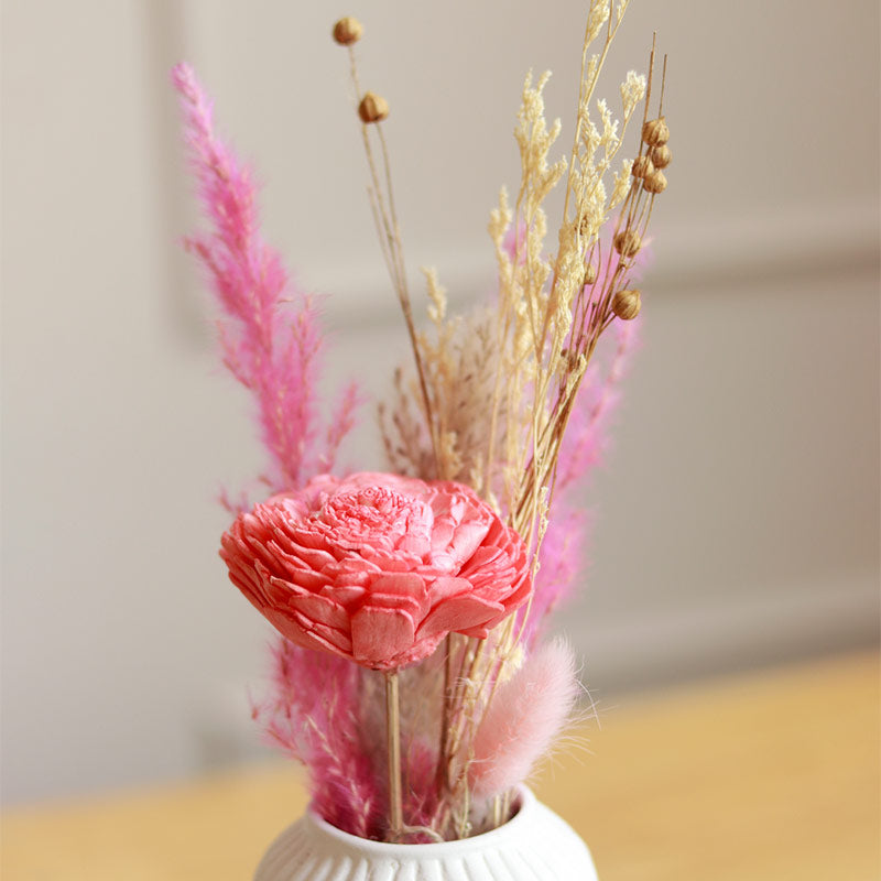 Snow White Ceramic Vase with Aroma Bunch
