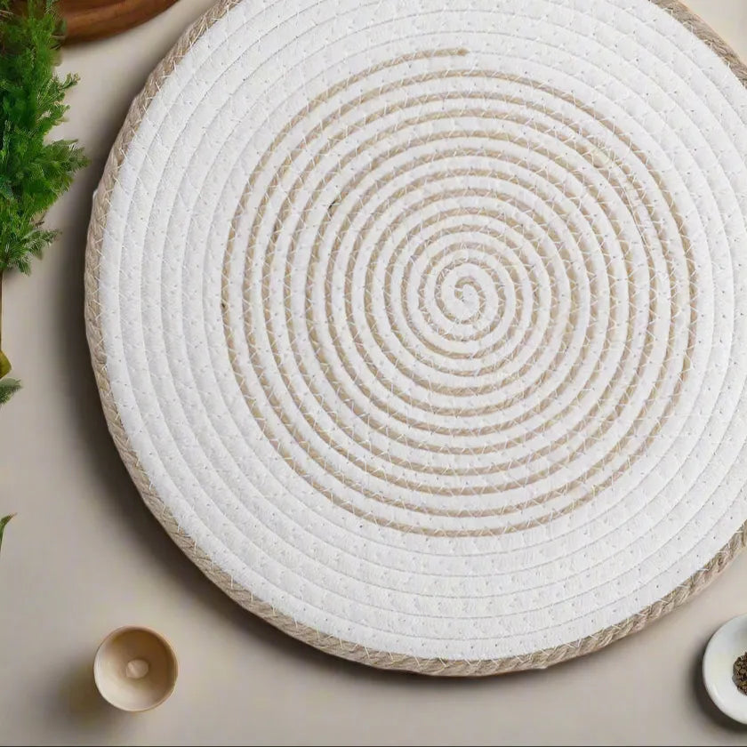 White & Beige Spiral Dual-Color Placemats