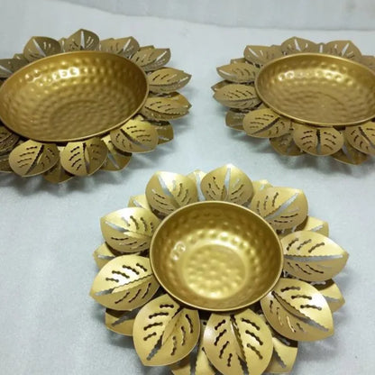 Floral Themed Golden Urli Accents - Multiple Sizes