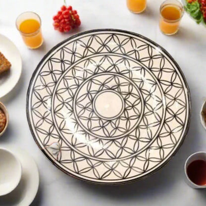 Black & White Arc Ceramic Dishware - 7 inch Snack plates & 10 inch Dinner plates