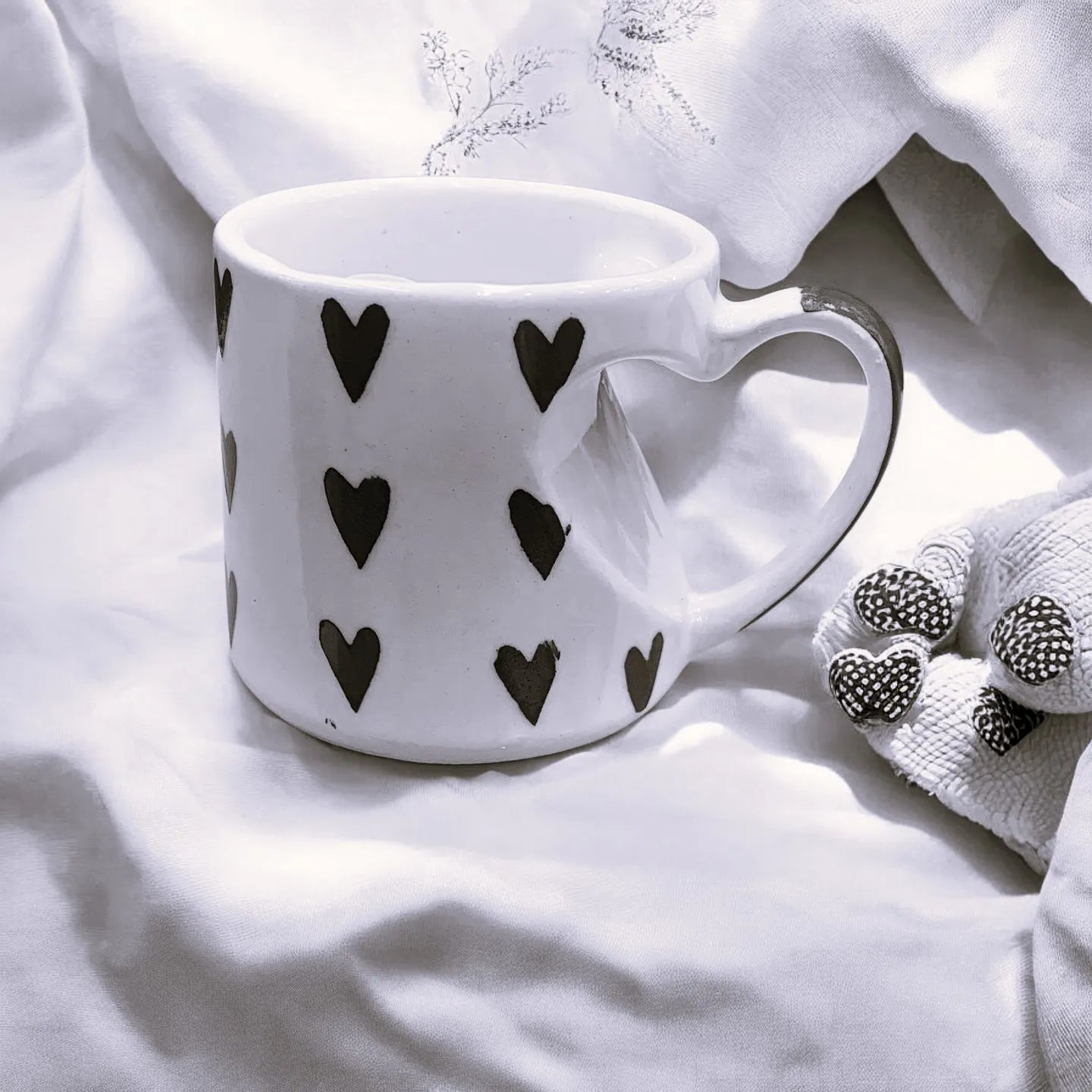 Lovely Hearts Ceramic Mug