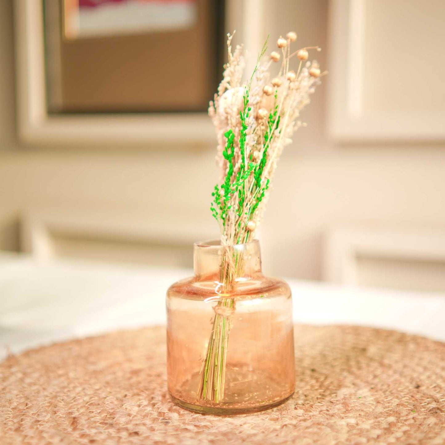 Woodland Vase with Dried Flower Bunch Decor