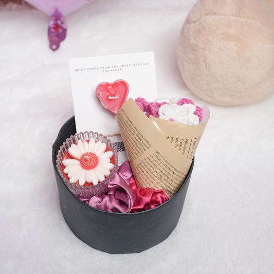 Heartfelt Collection Valentine Gift Box Set of 5