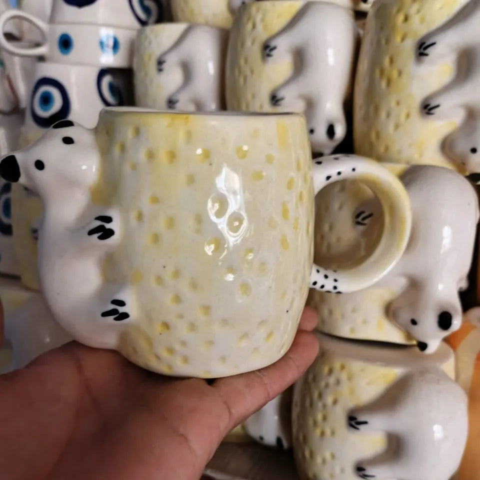 Cute Cuddling Bear Ceramic Mug - Yellow