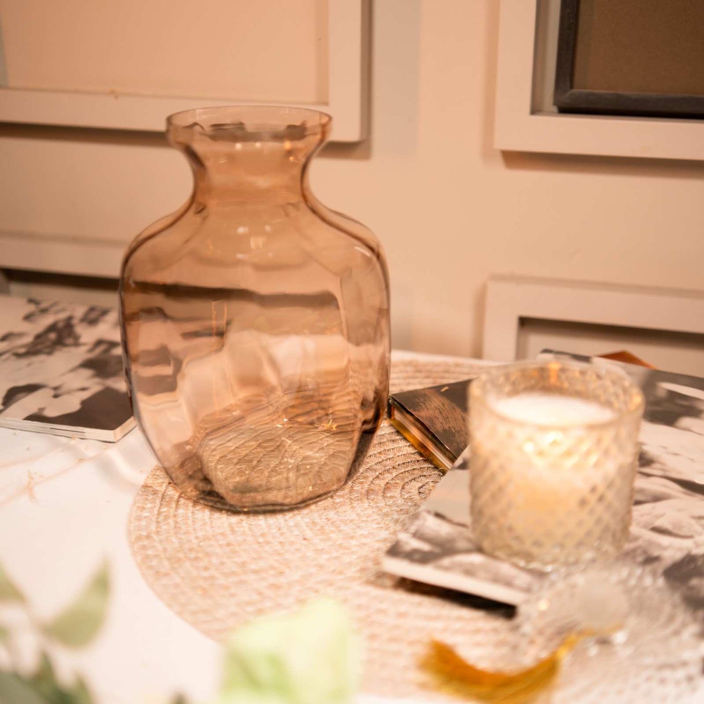 Gentle Glow Glass Vase with Dried Flower Bunch