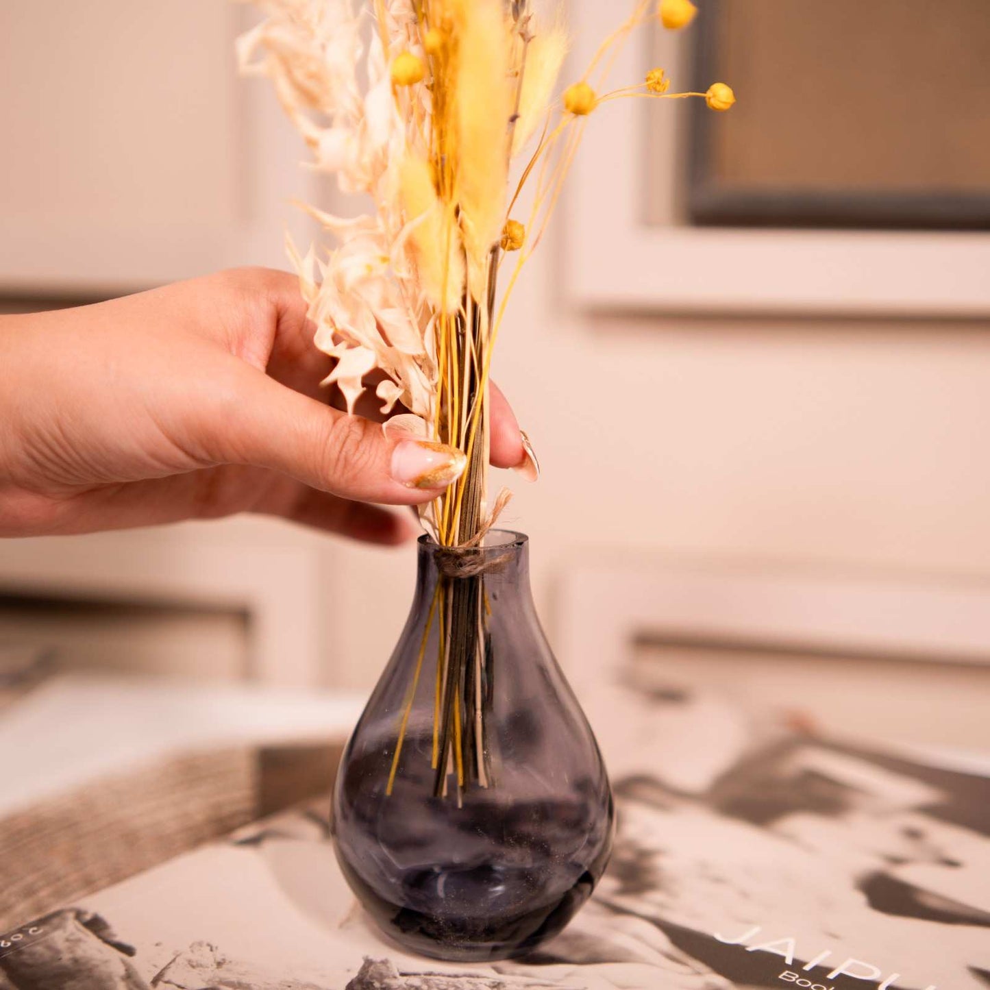 Indigo Elegance Glass Vase with Dried Flower