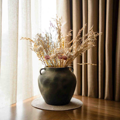 Antique Grace Vase with Dried Flower Black Decor