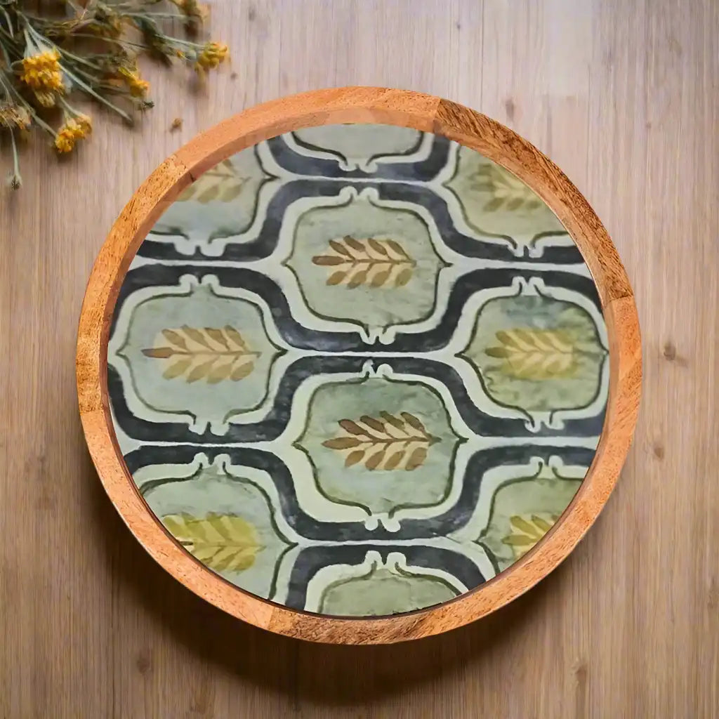 Green Leaf Lattice Print Wooden Serveware