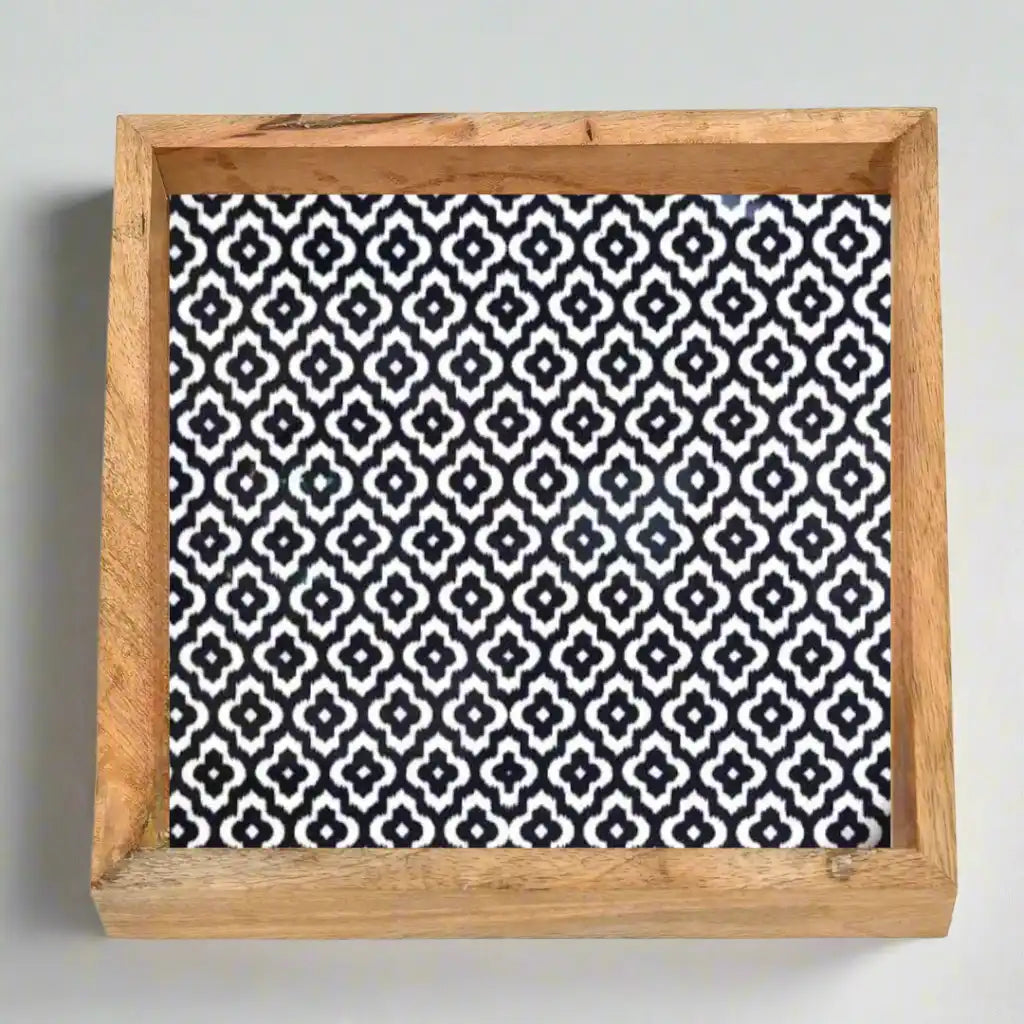 Immersive Midnight Clover Print Wooden Serveware