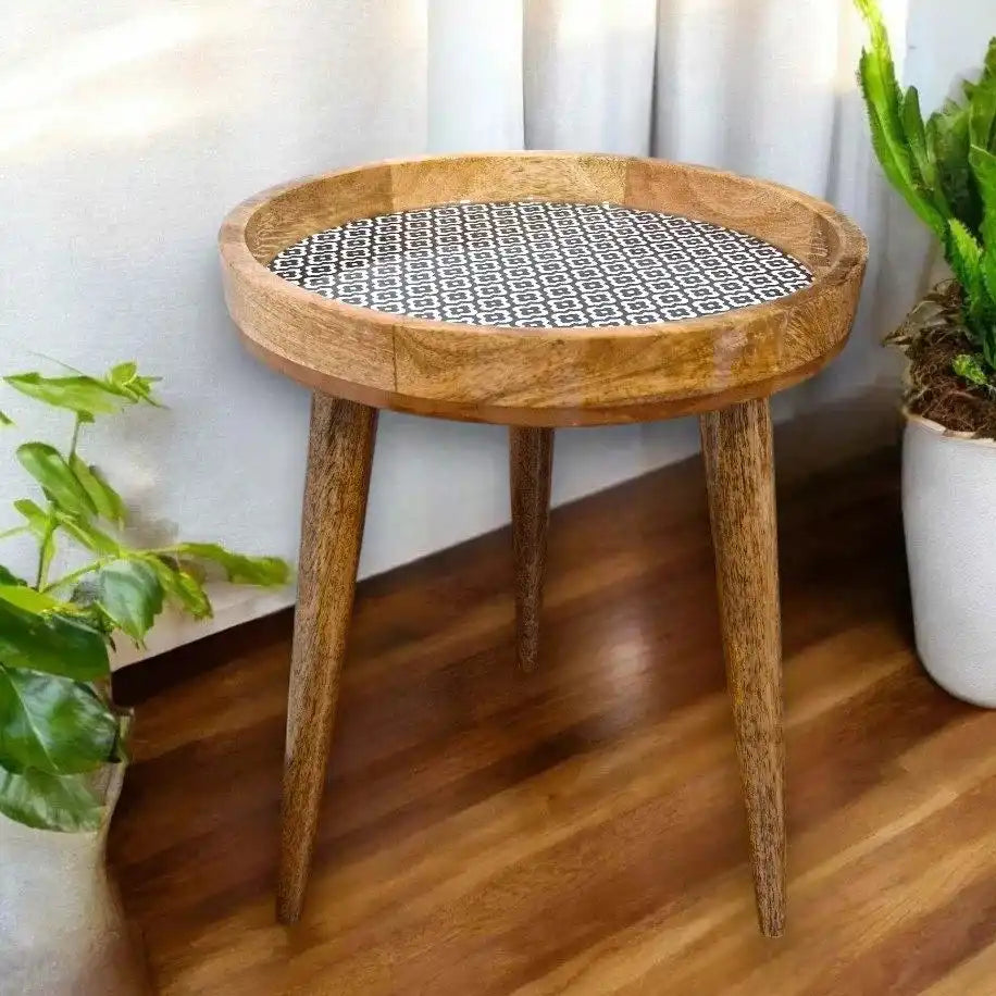 Immersive Midnight Clover Print Wooden Serveware