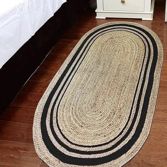 Artisanal Handwoven Jute Oval Rug - Beige and Black