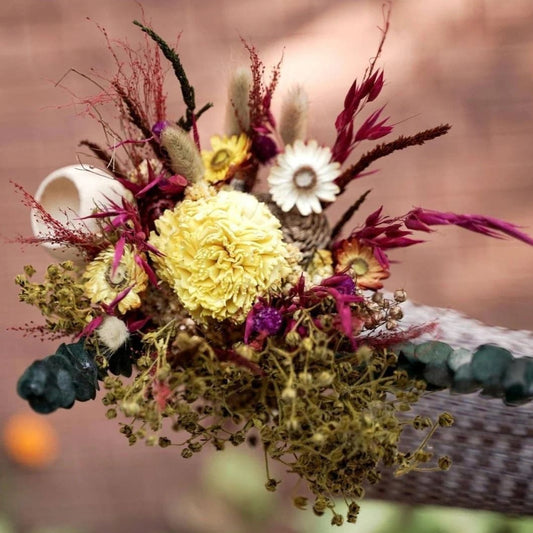 Dried Flower Bunch Floral Decor - Vintage Charm Bunch