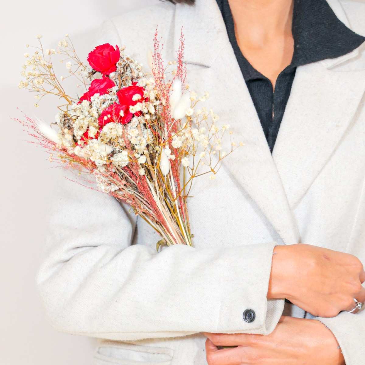 Romantic Essence Dried Flower Valentine Bunch