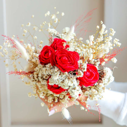 Romantic Essence Dried Flower Valentine Bunch